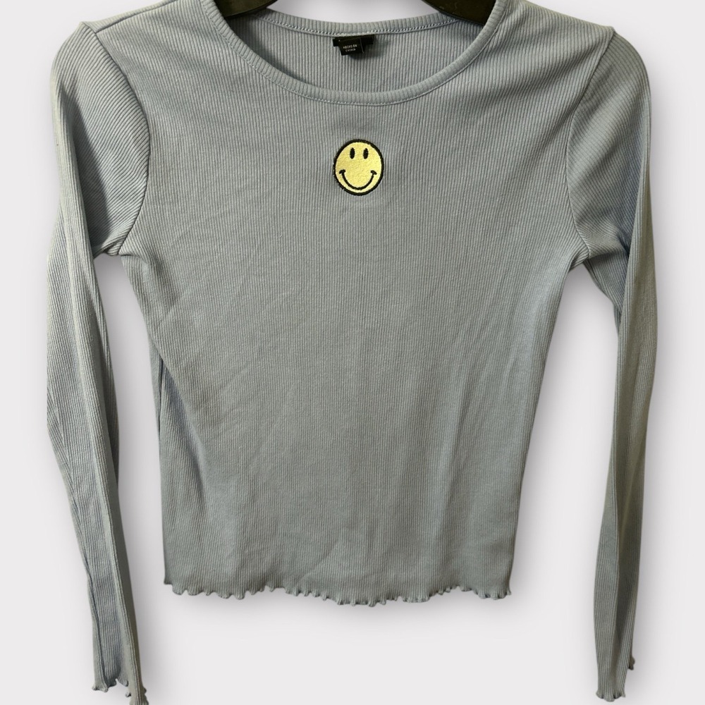 Girls size 14 XL smiley face‎ long sleeve with ruffled edges